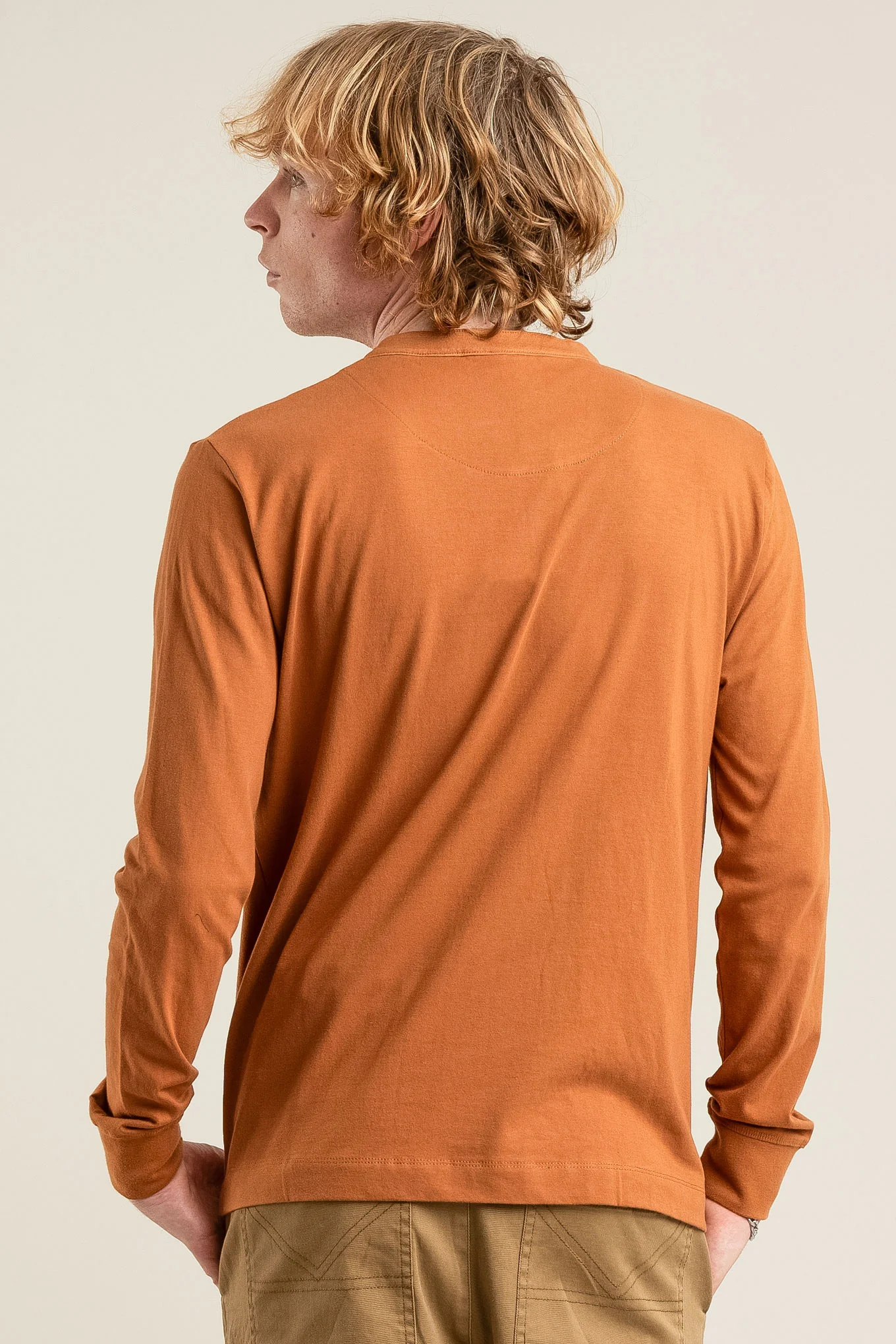 ARLO Organic Cotton Tee - Brass - Image 2