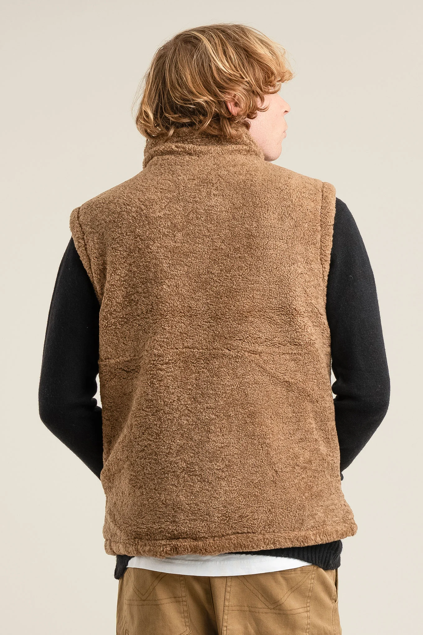 CHRIS Fleece Gilet - Mink - Image 3