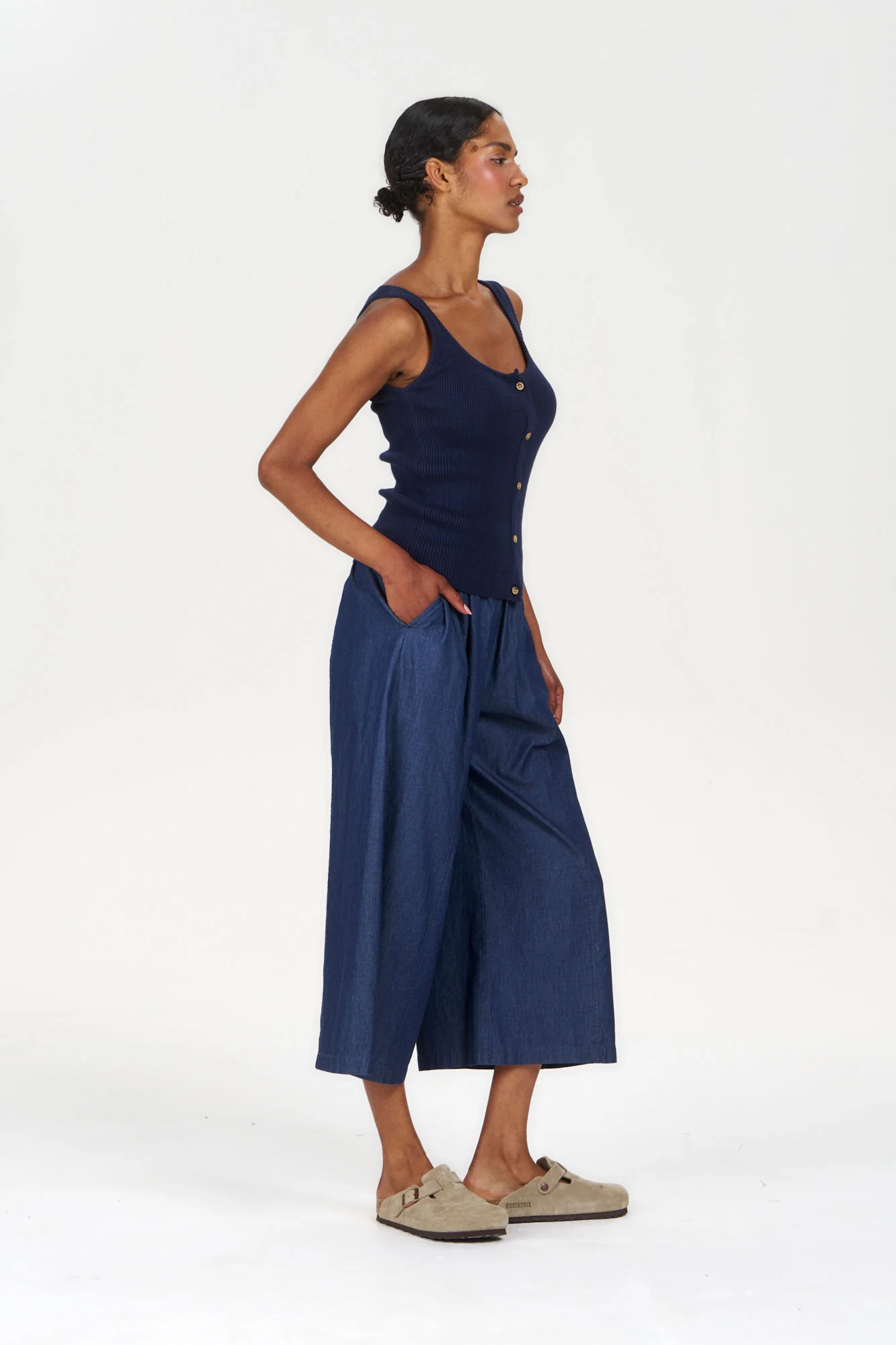 COVE Vest Organic Cotton Vest - Navy - Image 3