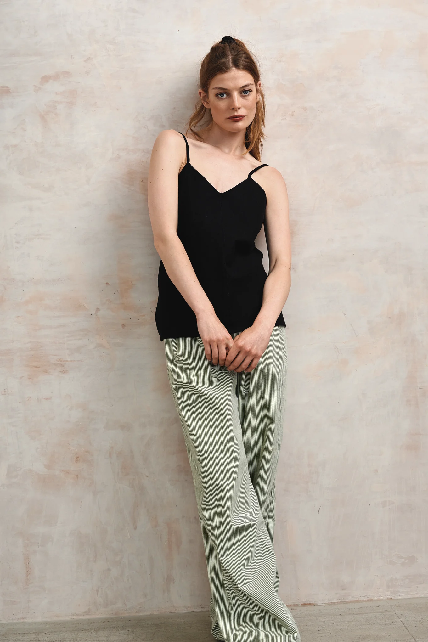 FLEUR - Organic Linen Cotton Camisole - Black - Image 3