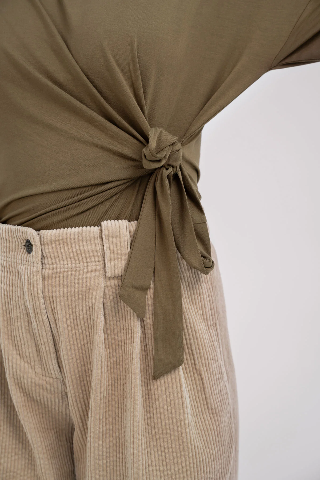 FOX Modal Top - Olive - Image 4