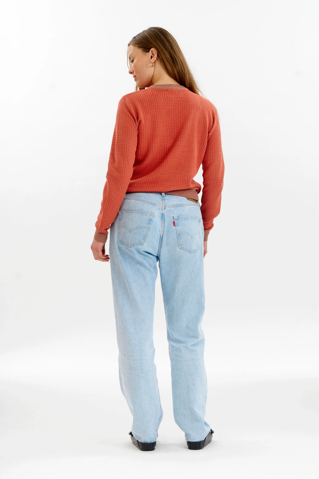 HANA Organic Cotton Jumper - Coffee & Red - Image 5