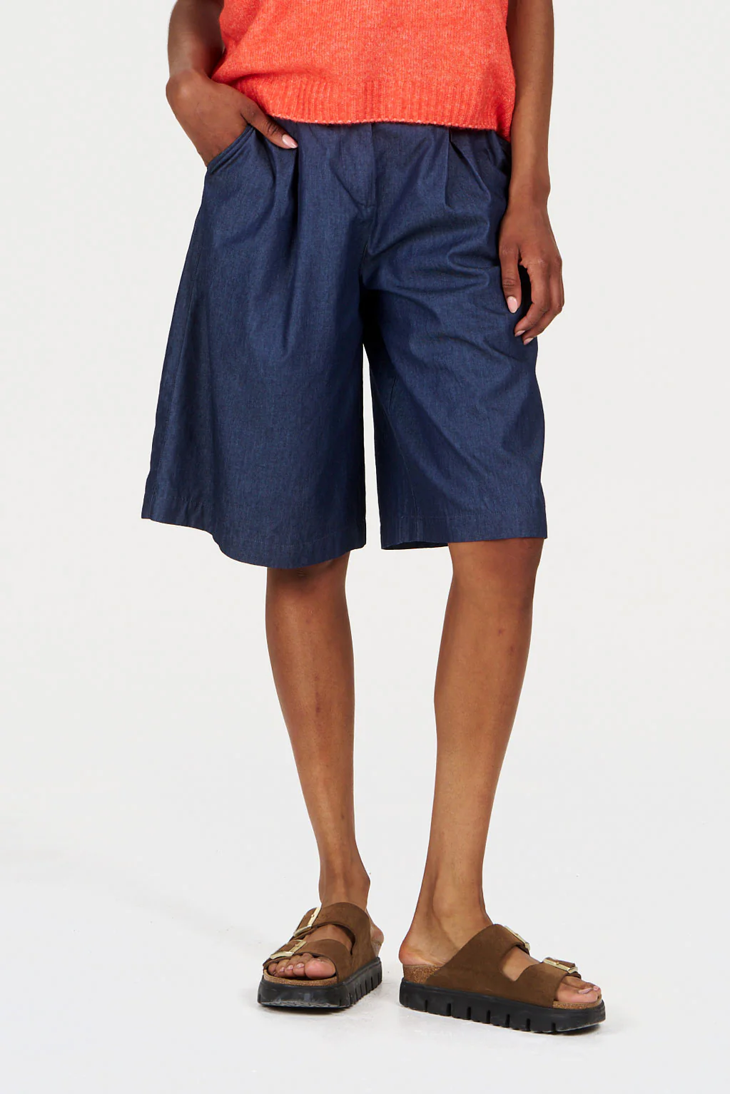 LIV Organic Cotton Short - midwash - Image 2