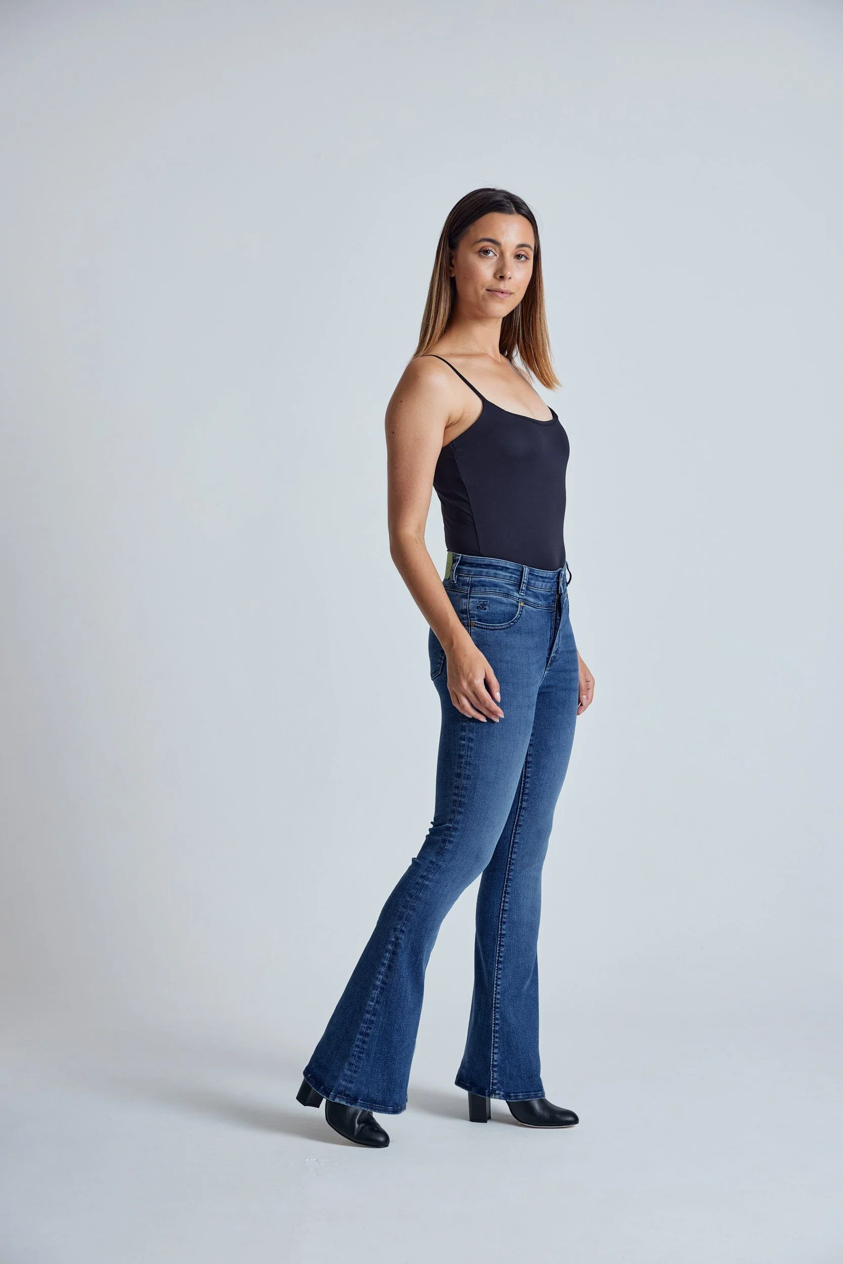 MAVIS Azure - Organic Cotton Jeans by Flax & Loom - Image 3