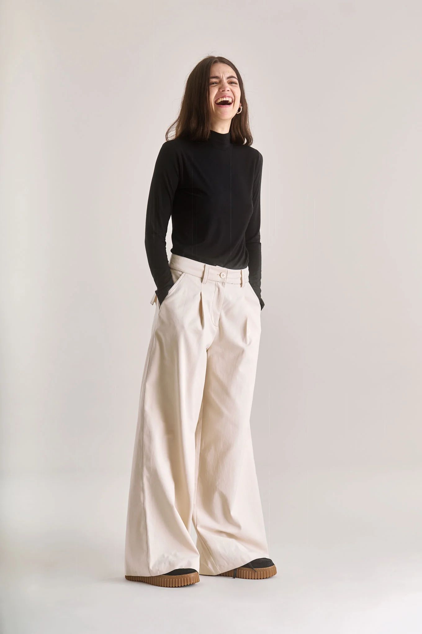 SKINILLA Modal Jersey Top - Black - Image 3