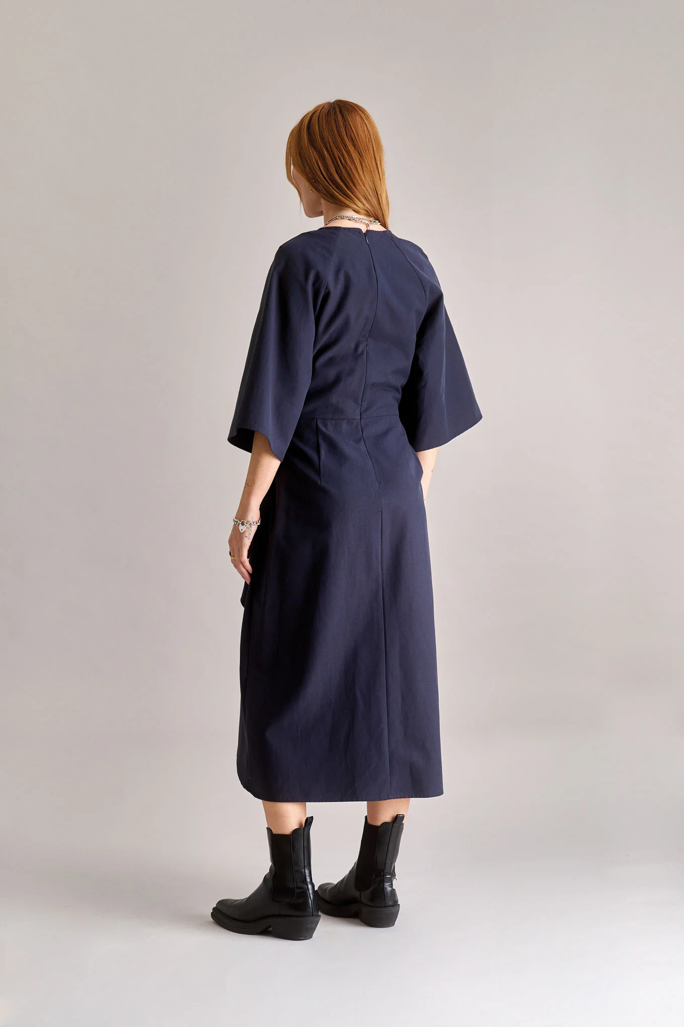 VIVIENNE Cotton Tencel Dress - Navy - Image 3